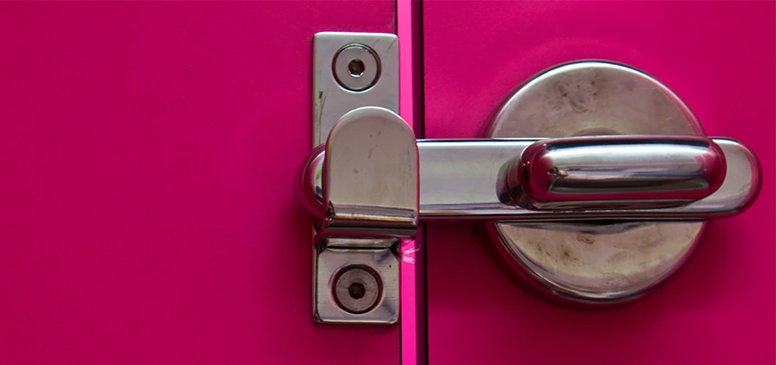 Childproof Gate Lock in Sun Village, California