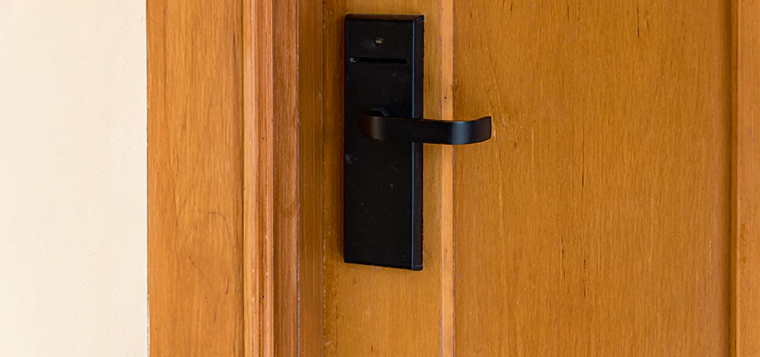 Quick Response Locksmith For Lock Repair in Sun Village, California